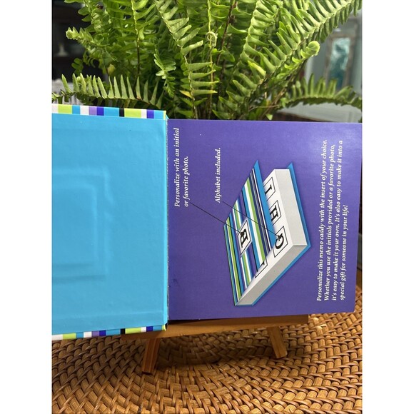 Hallmark Memo Caddy W/Initials & 200 Sheets of White Paper 5.5” X 5.5” - Picture 3 of 6